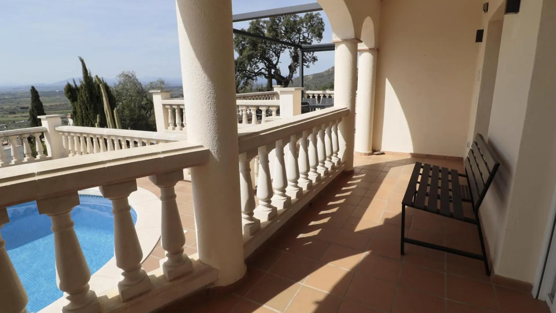 Disfruta De Esta Casa Con Fantasticas Vistas, Piscina Y Jardin Privado Situada En Can Isaac, Palau Saverdera, Costa Brava - Es-366-6 Casa de Férias
